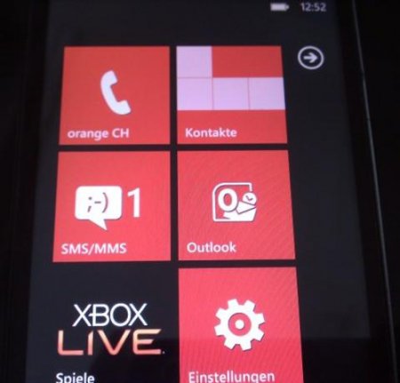 HTC HD2 đã có thể chạy Windows Phone 7.5 Tango.