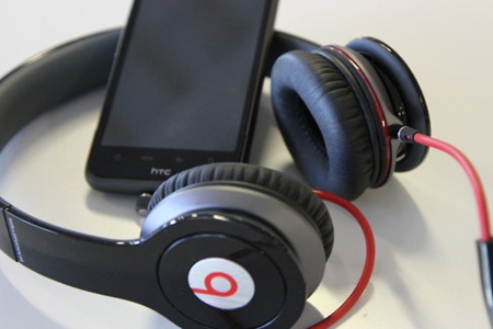 HTC &amp; Beats - inLook.vn