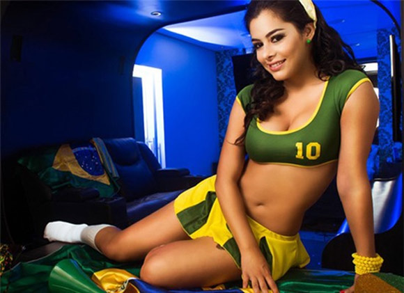 Loạt sao nữ sexy chào World Cup 2014