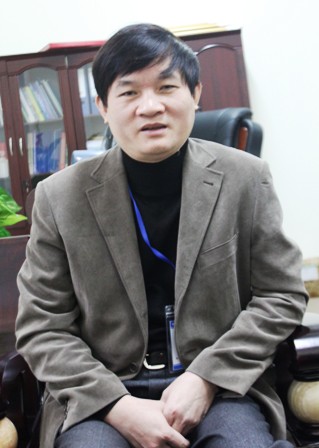 Tiến sỹ Nguyễn Trọng Tài - Hiệu trưởng trường ĐH Y Khoa Vinh trao đổi với PV (Ảnh: Nguyễn Duy)