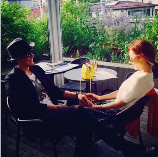 Lộ ảnh hẹn hò của Bae Yong Joon và Park Soo Jin