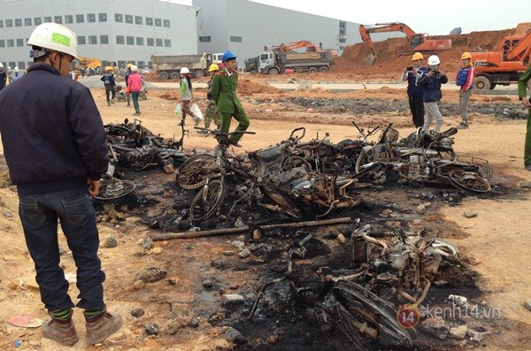 Vụ xô xát tại nhà máy Samsung: Công nhân đốt 22 xe máy và 3 container 2