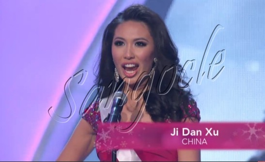 Diễm Hương rực rỡ tại bán kết Miss Universe 2012 11