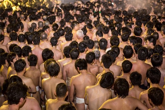 Đến Nhật Bản xem lễ hội khỏa thân &quot;độc nhất vô nhị&quot; 11