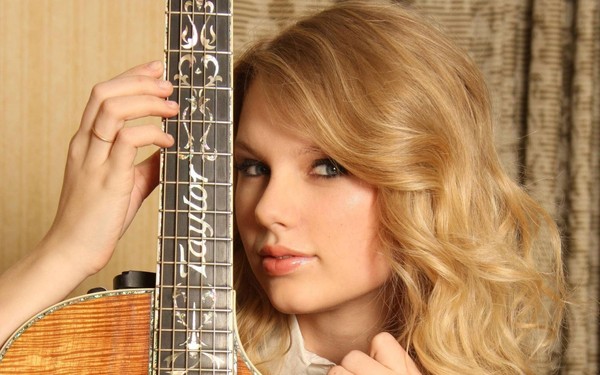 Taylor Swift bị kiện vì &quot;ăn không&quot; 52 tỉ đồng 1