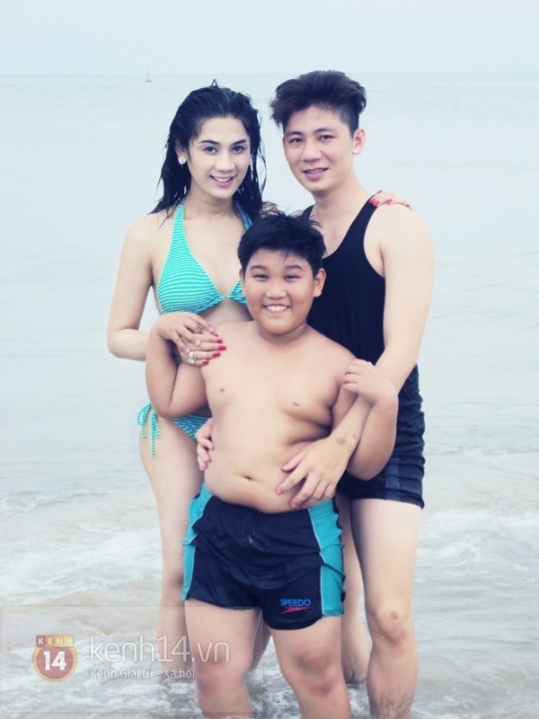 Lâm Chi Khanh lần đầu khoe body nóng bỏng với bikini 8