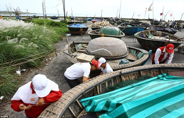 Hình ảnh Việt Nam phòng chống bão Haiyan trên báo nước ngoài 10