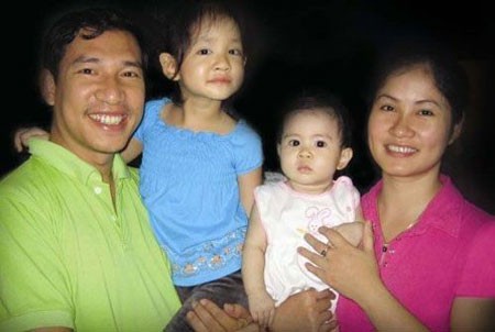 Gia đình hạnh phúc và người vợ đảm đang của Quang Thắng.