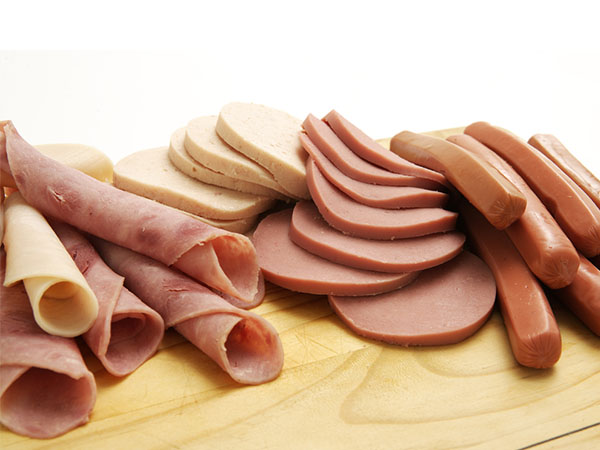 hực phẩm chế biến: Thịt chế biến chứa nhiều các chất phụ gia và hóa chất bảo quản không tốt cho cơ thể. Chúng cũng chứa chất béo chuyển hóa và cholesterol có hại làm gia tăng nguy cơ mắc ung thư. Xem ảnh sau | Xem ảnh trước | |
