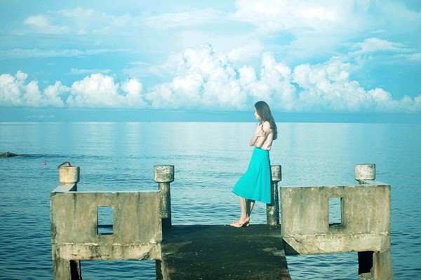 Hồ Ngọc Hà đẹp như tranh trong MV quay ở biển và rừng 10