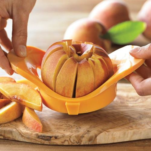 Những dụng cụ cắt trái cây cực nhanh nên có trong tủ bếp 11