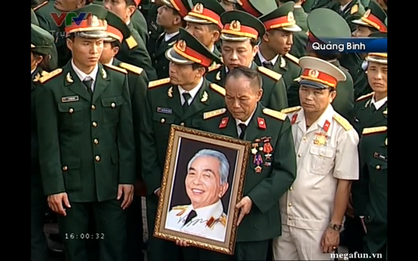 Đại tướng Võ Nguyên Giáp đã yên nghỉ trong lòng đất Mẹ Quảng Bình 16