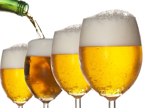 Uống bia nhậu thịt nướng = Dễ ung thư | uông bia với thịt nướng,người béo không nên uống bia,không uống bia quá nhiều,uống bia quá lạnh