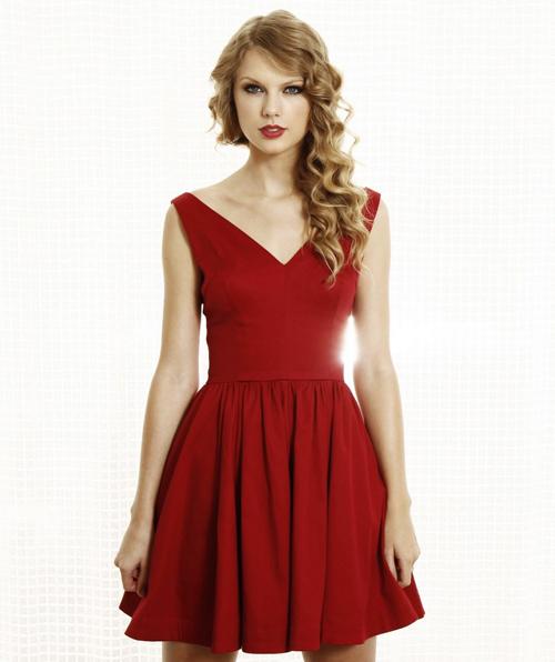 5 bí quyết mặc váy đỏ đẹp của Taylor Swift
