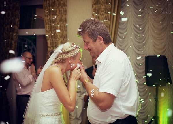 Khoảnh khắc cảm động của cha và con gái trong ngày cưới 6