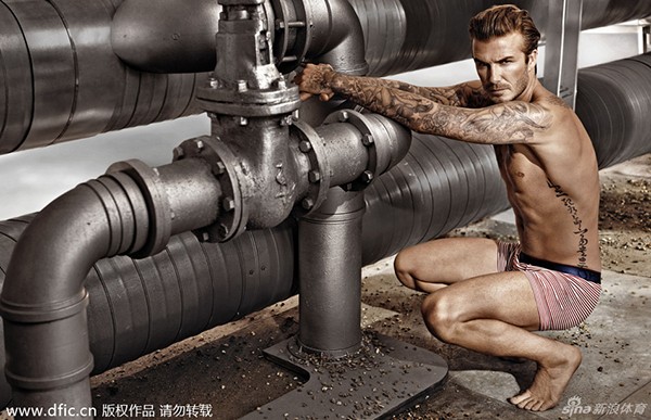 Lộ diện bộ ảnh sexy đầy lôi cuốn của Beckham trong quảng cáo mới 2