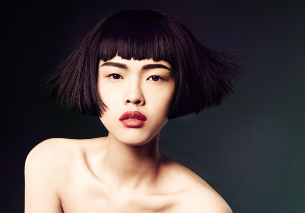 Người mẫu Singapore nổi bật với phong cách cá tính, ấn tượng.