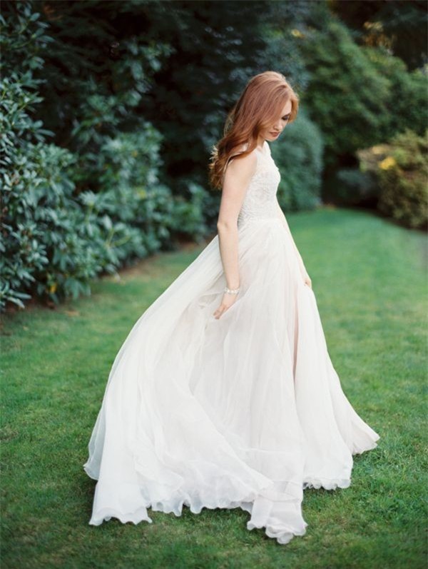 Đẹp dịu dàng với 6 xu hướng váy cưới Xuân 2014 11
