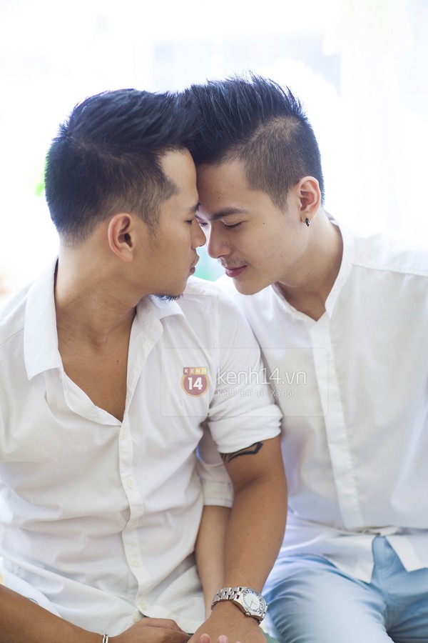 Chuyên gia make up Hoàn Khang lần đầu tiết lộ gây shock về mối tình đồng giới 10