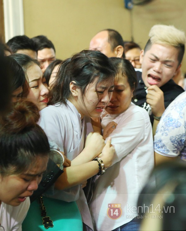 Quỳnh Mi lần đầu chia sẻ sau đám tang của Wanbi Tuấn Anh 5