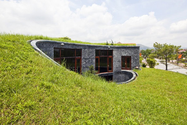 green home 4 Spectacular Torus Shaped Stone House With Sustainable Features in Vietnam
