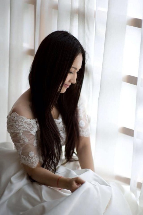 Kim Hiền thử váy cưới trước ngày lên xe hoa - 2