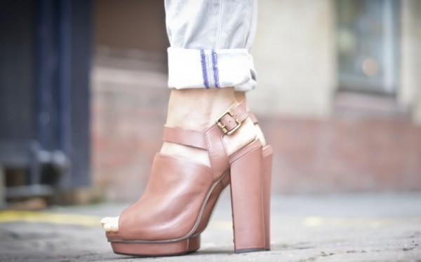 Block heels - mẫu giày &quot;không-thể-thiếu&quot; của năm 2