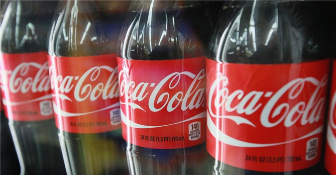 6 tác hại không ngờ khi uống coca cola