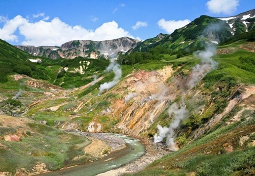 thung-lung-mach-nuoc-Kamchatka-Russia-13