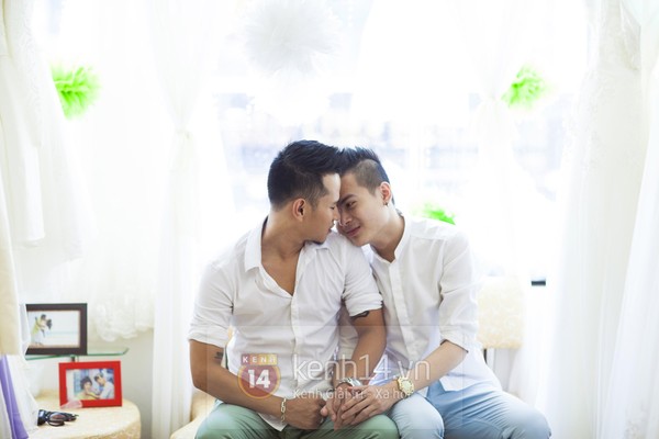 Chuyên gia make up Hoàn Khang lần đầu tiết lộ gây shock về mối tình đồng giới 9
