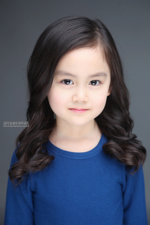 Cô bé gốc Việt cực xinh nổi tiếng trên truyền hình Hàn Quốc 17