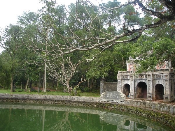 Khuôn viên chùa Từ Hiếu, nơi có nghĩa trang thái giám với 25 ngôi mộ