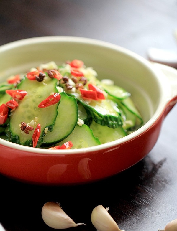 Salad dưa chuột chua giòn khó chối từ 12