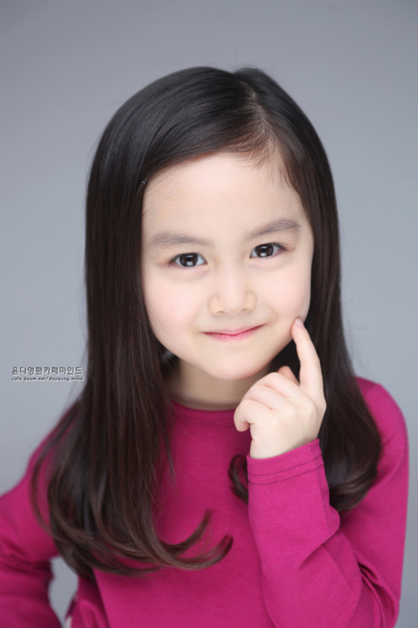 Cô bé gốc Việt cực xinh nổi tiếng trên truyền hình Hàn Quốc 16