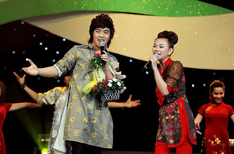 Hai gương mặt triển vọng của năm 2009: Wanbi Tuấn Anh và Thu Thủy.