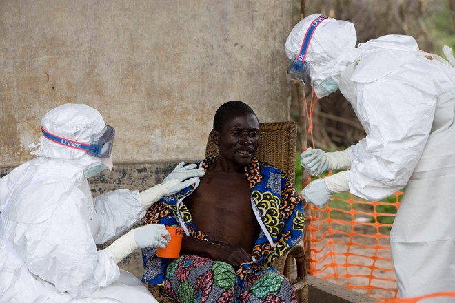 Ebola đang diễn biến phức tạp tại các quốc gia Tây Phi. Ảnh: Dailyslave