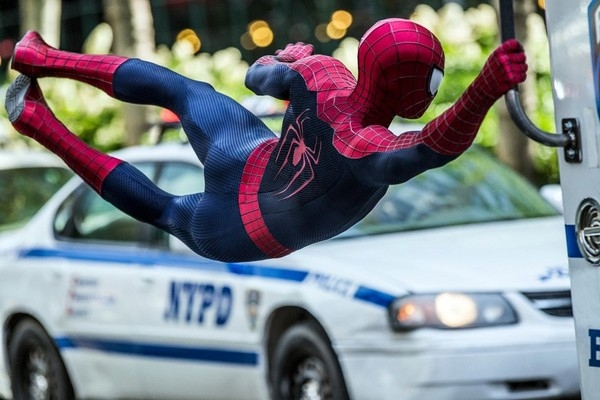 &quot;The Amazing Spider-Man 2&quot;: Nỗi cô đơn của anh hùng 2