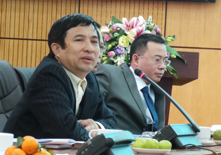 Ông Nguyễn Văn Toàn trả lời trong cuộc họp báo