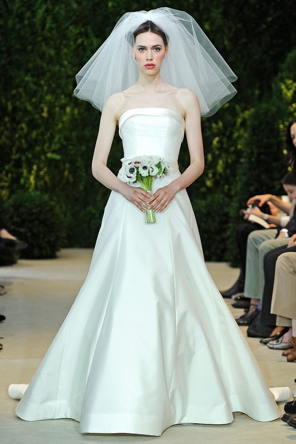 Mùa cưới 2014: Váy cưới trơn lên ngôi 11