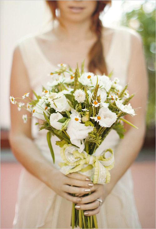 Hoa cưới Thu 2012: sắc trắng lên ngôi 