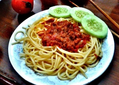 Cách làm spaghetti sốt cà chua bò băm đơn giản nhất - 4