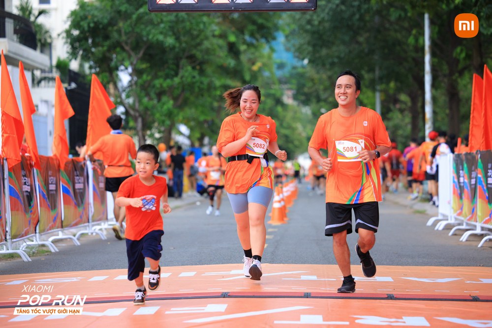 Hơn 1.000 người tham gia Xiaomi POP Run 2024