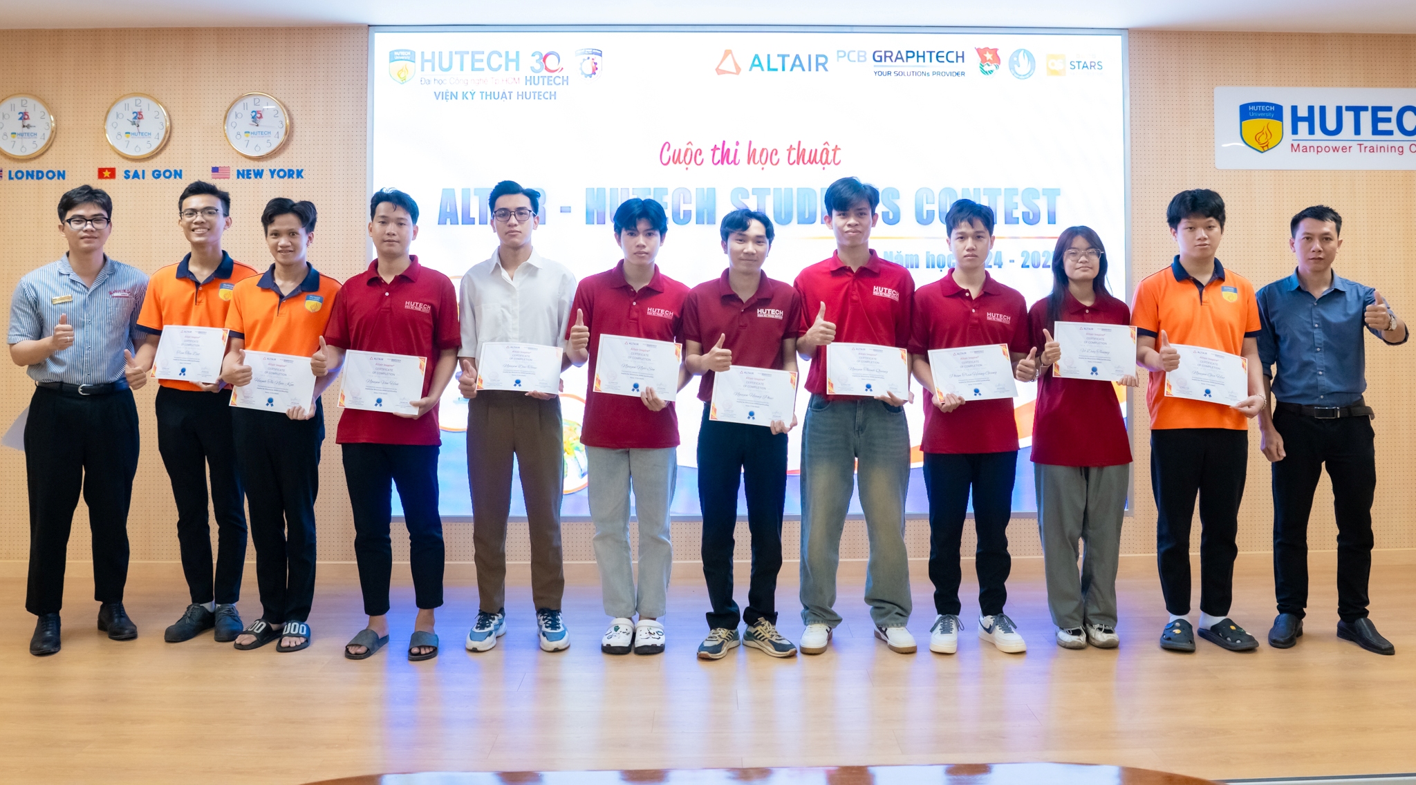 Sôi động vòng chung kết Cuộc thi Altair – HUTECH Student Contest