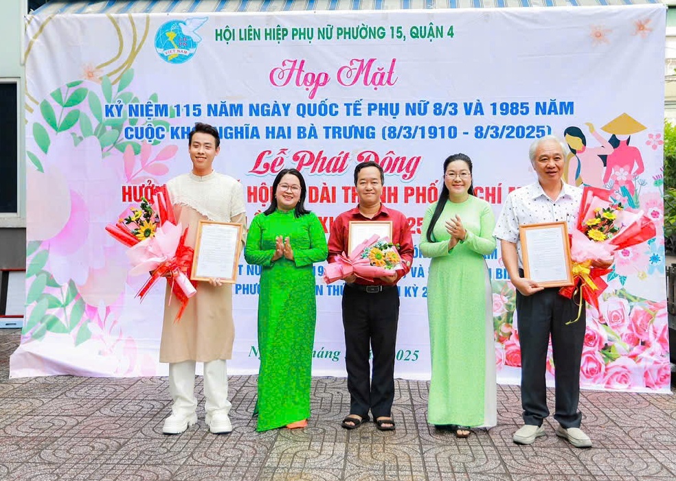 Phụ nữ phường 15 quận 4 – TP.HCM tích cực lan tỏa vẻ đẹp áo dài Việt Nam
