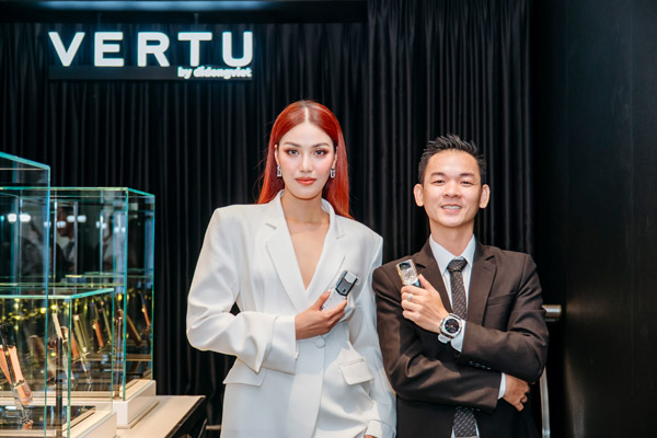 Siêu mẫu Lan Khuê chính thức trở thành đại sứ thương hiệu Vertu tại Việt Nam