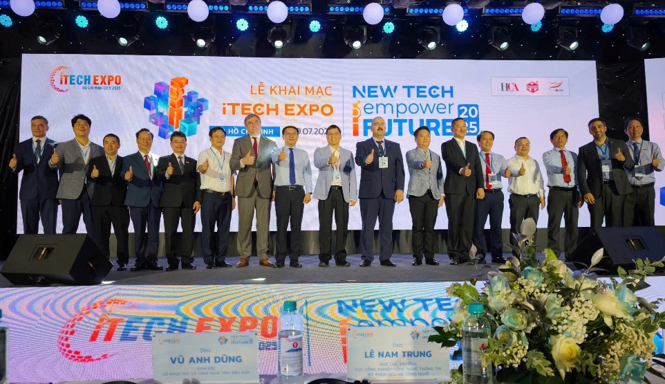 TP.HCM: Khai mạc Hội chợ và Triển lãm công nghệ quốc tế iTECH Expo 2025