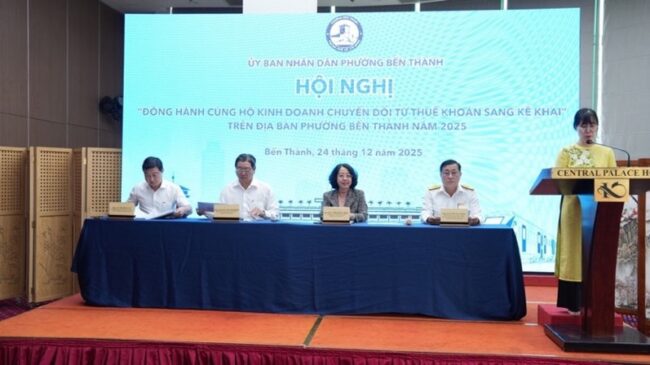 Phường Bến Thành thúc đẩy chuyển đổi từ thuế khoán sang kê khai đối với hộ kinh doanh 1 605299874 889169480274752 2518096021059363712 n